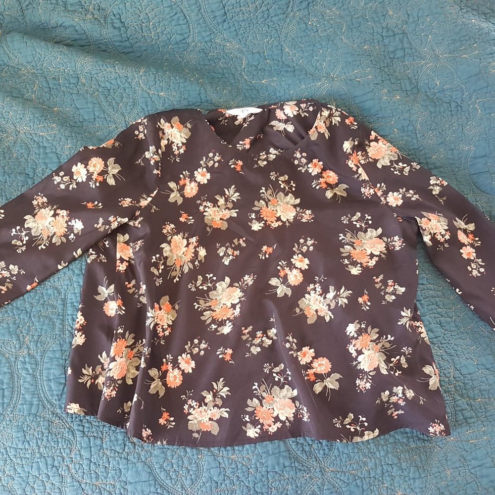 Jack Flowered Open-Back Blouse - M
